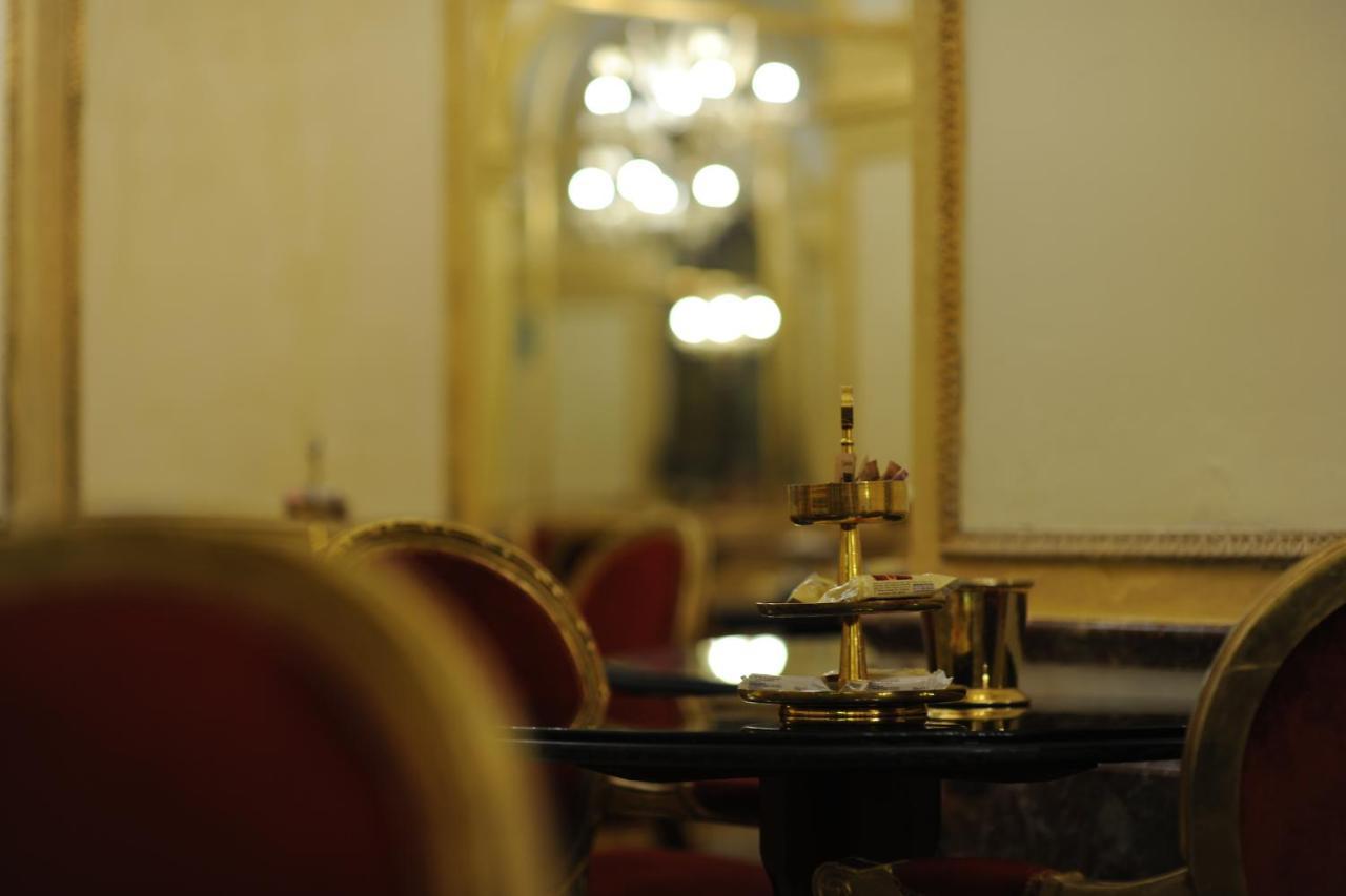רומא Hotel Des Epoques מראה חיצוני תמונה