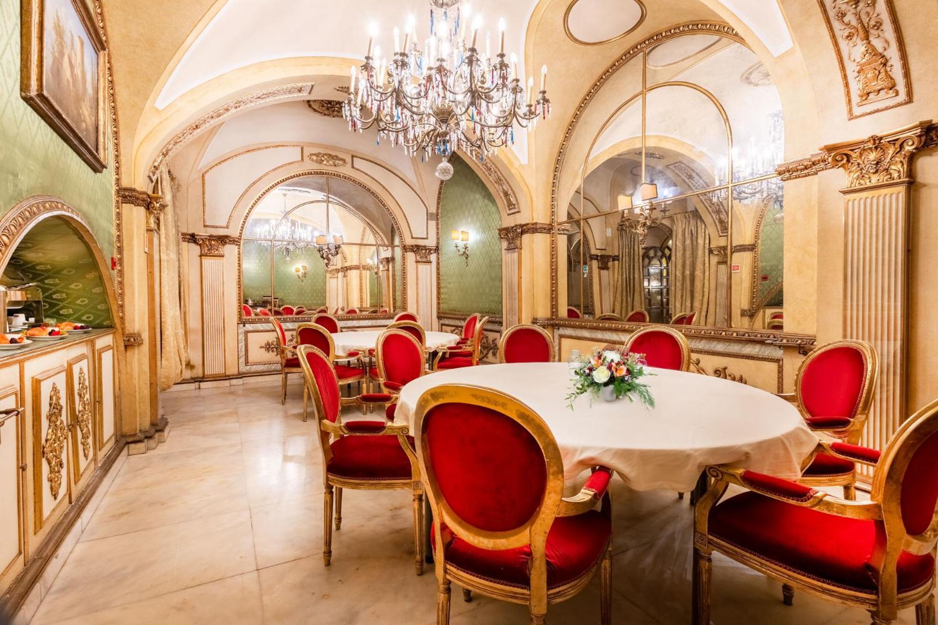 רומא Hotel Des Epoques מראה חיצוני תמונה